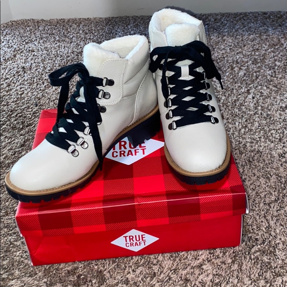 True craft platform booties